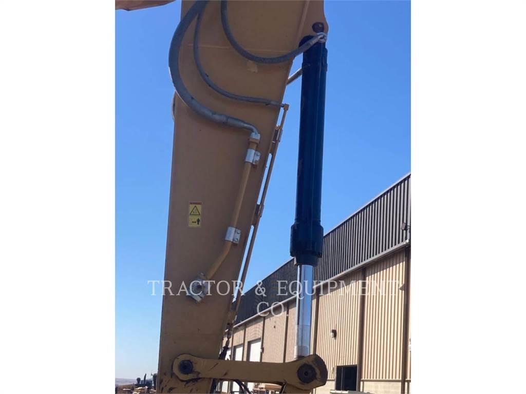 CAT 330F L Pásová rýpadla