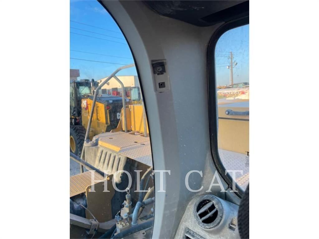 CAT 330GC Pásová rýpadla