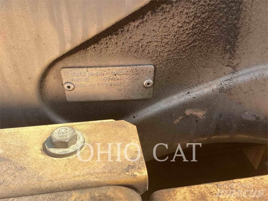 CAT 335FL Pásová rýpadla