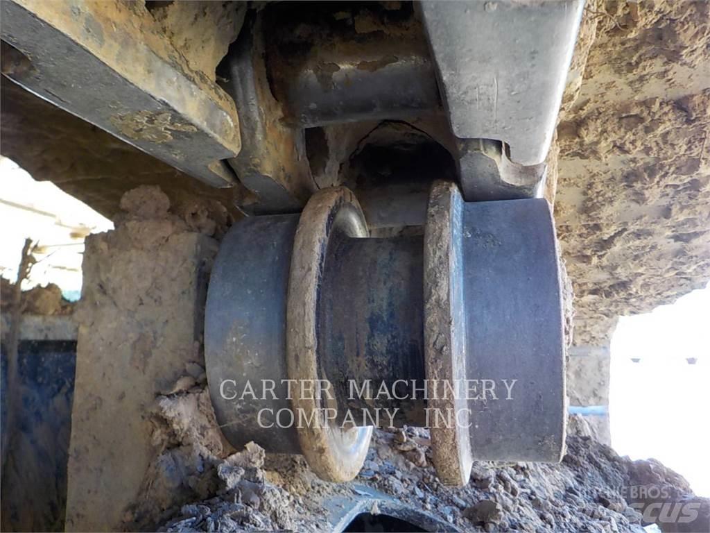 CAT 336-07 Pásová rýpadla
