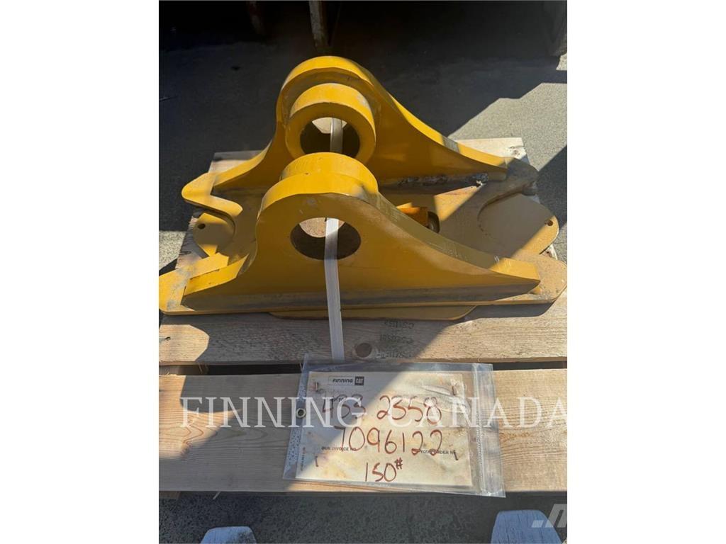 CAT 336-AD BRACKET-GP Stavebnictví - ostatní