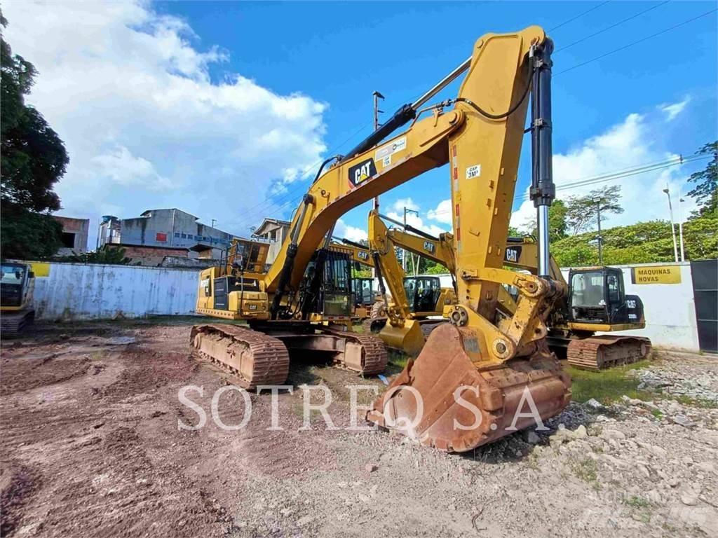 CAT 33607 Pásová rýpadla