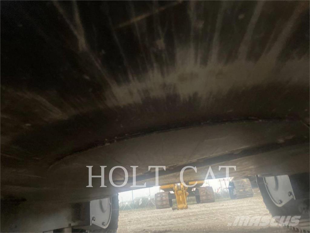 CAT 340 10 Pásová rýpadla