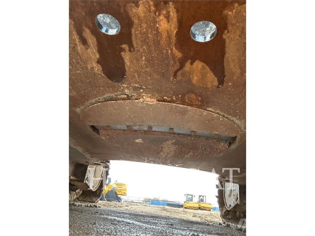 CAT 340 12 TC Pásová rýpadla