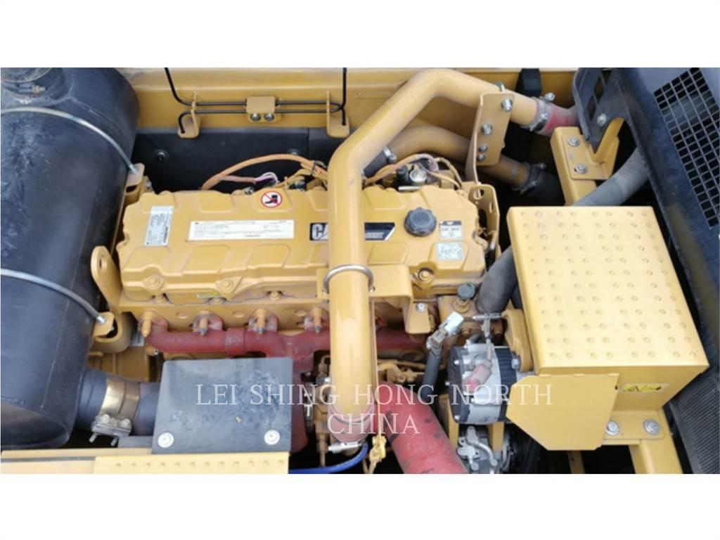 CAT 340D2L Pásová rýpadla