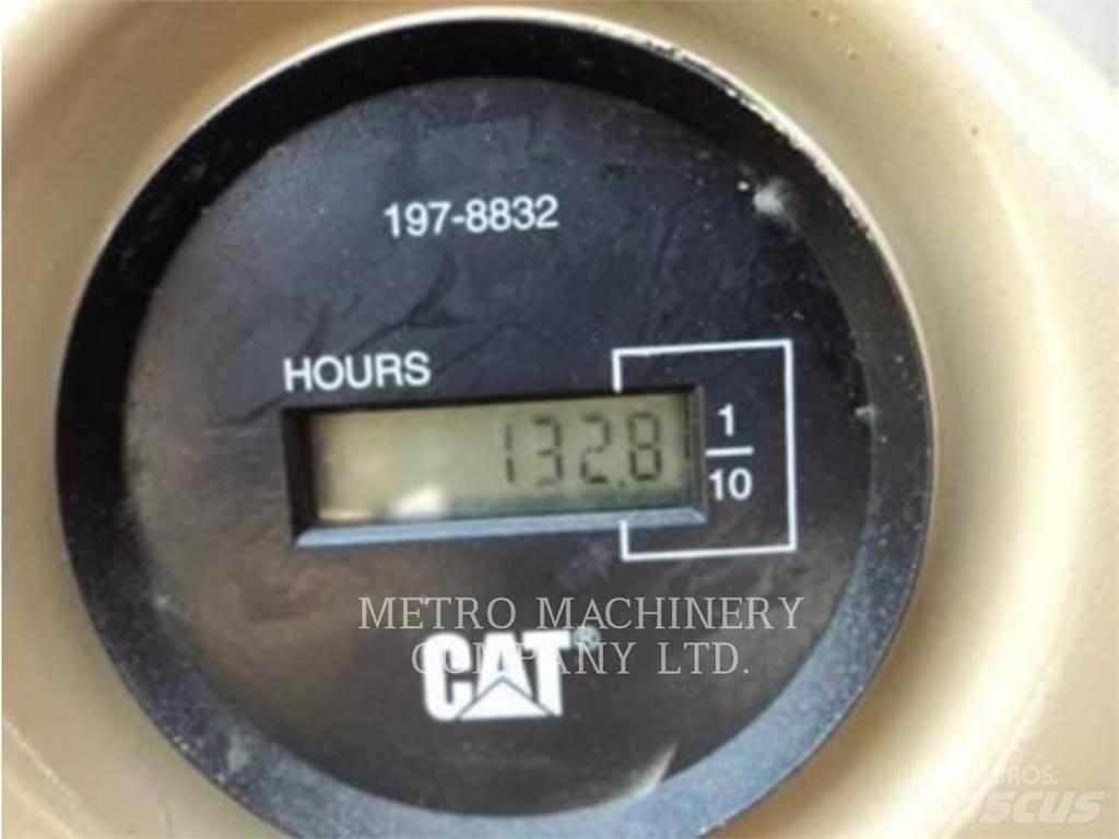 CAT 345B Pásová rýpadla