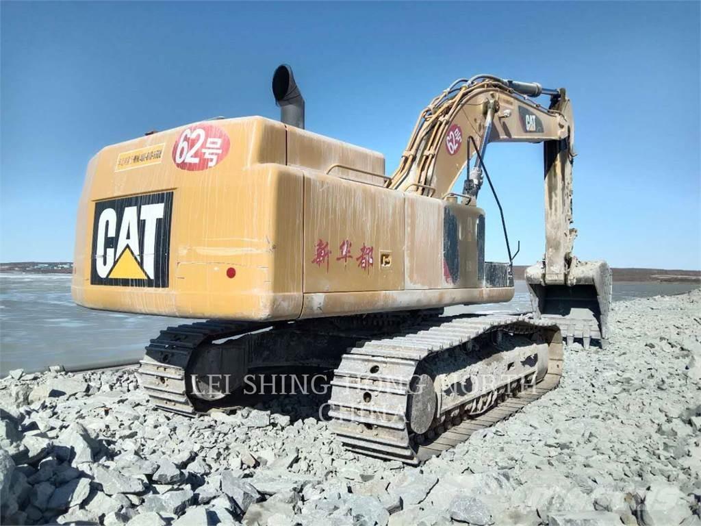 CAT 349D2 Pásová rýpadla