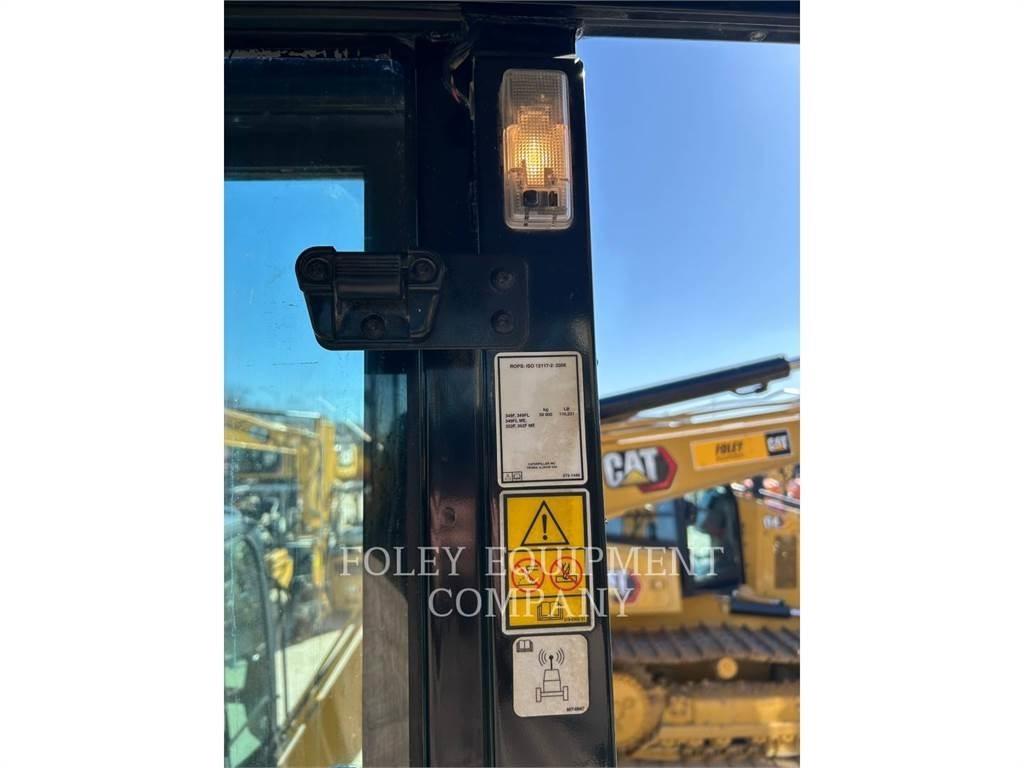 CAT 349F Pásová rýpadla