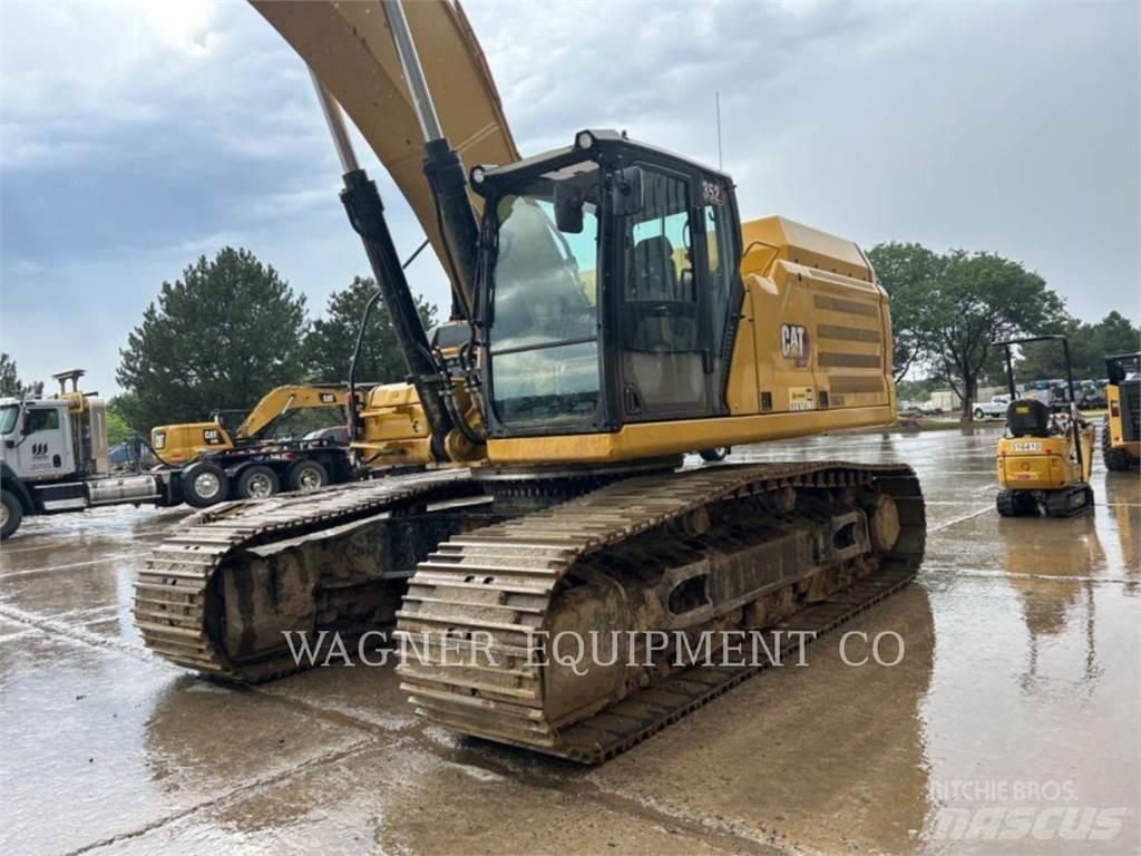 CAT 352 Pásová rýpadla