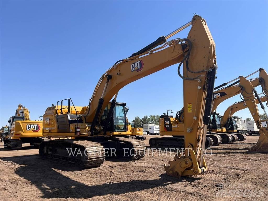 CAT 352 Pásová rýpadla