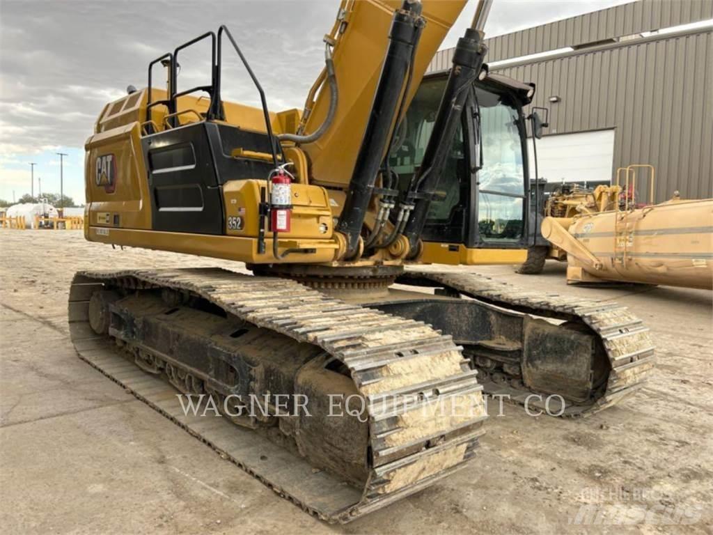 CAT 352 Pásová rýpadla