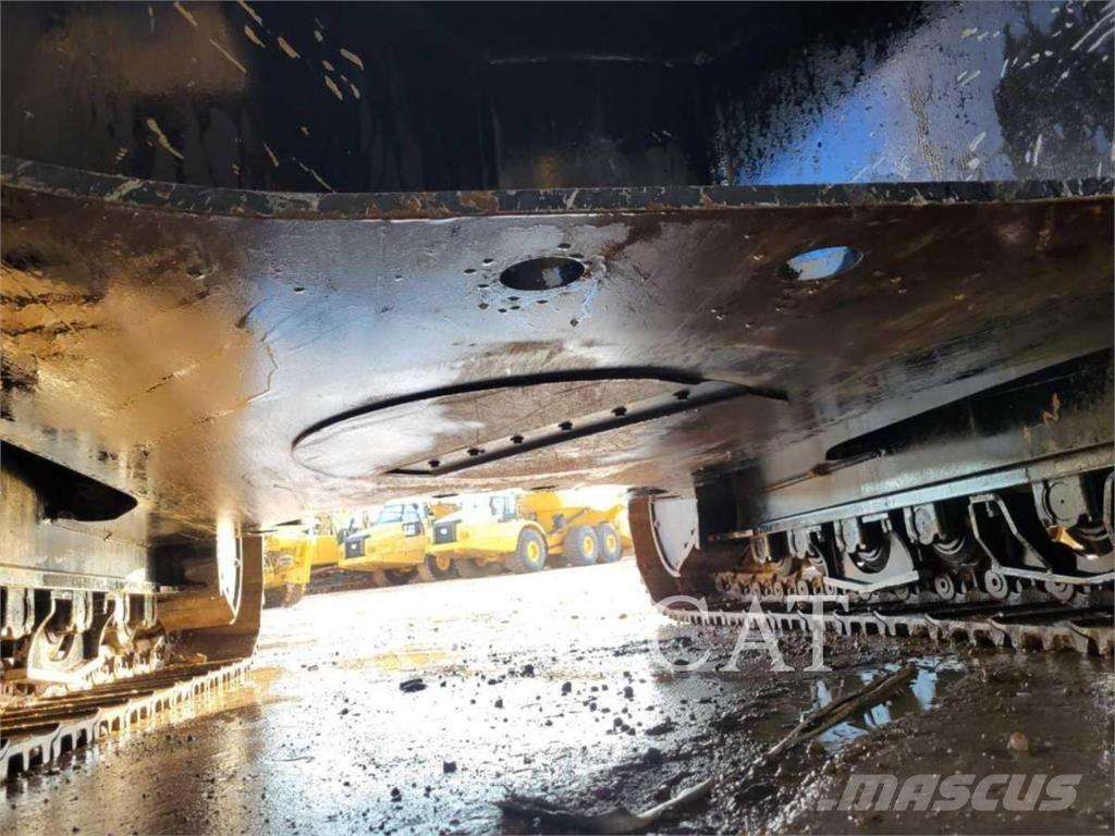 CAT 352 Pásová rýpadla