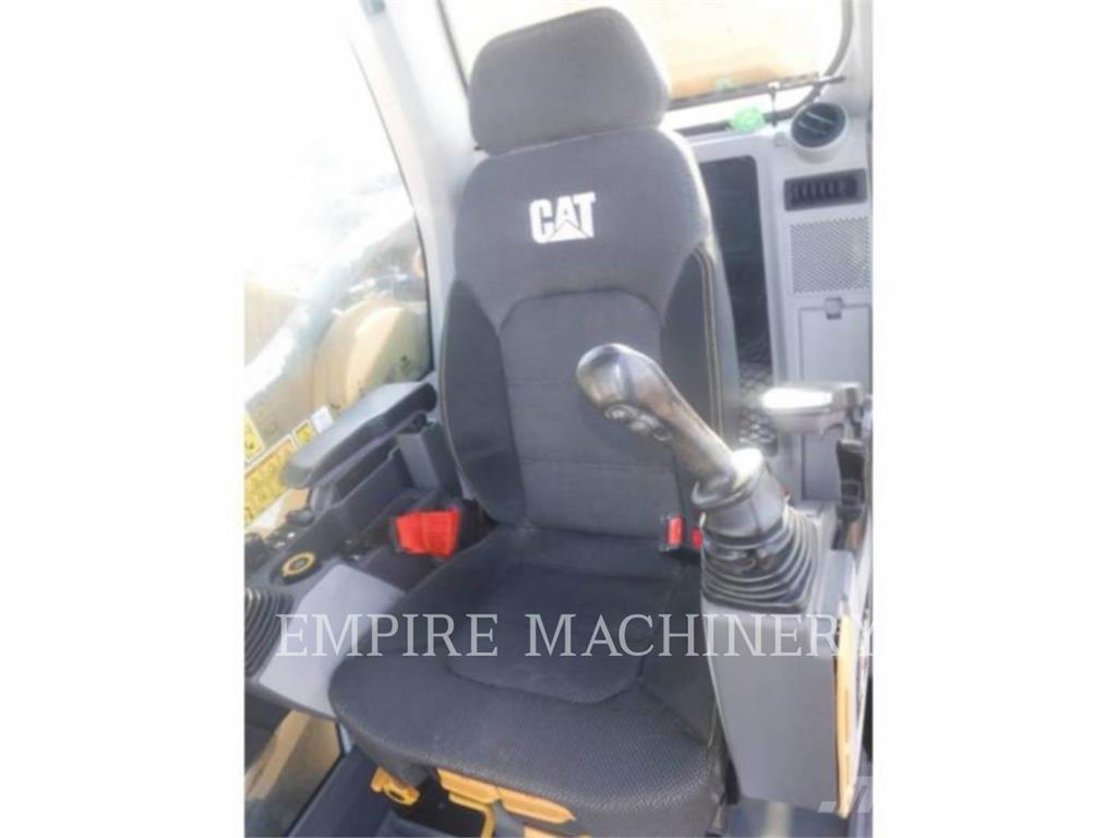 CAT 352-08FGP Pásová rýpadla