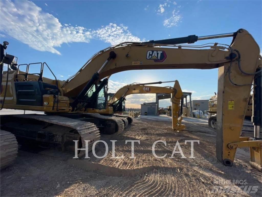 CAT 352 11 Pásová rýpadla