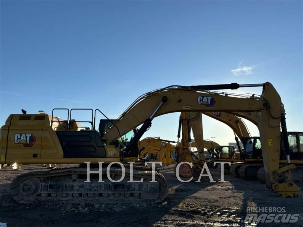 CAT 352 11 Pásová rýpadla