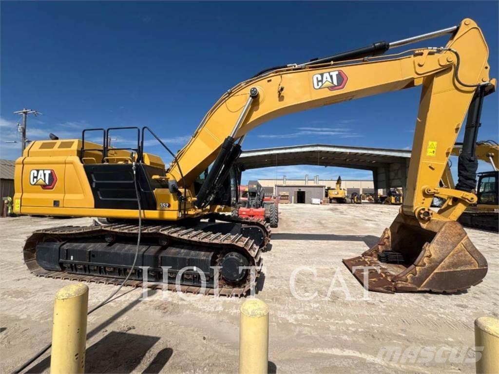 CAT 352 11 Pásová rýpadla