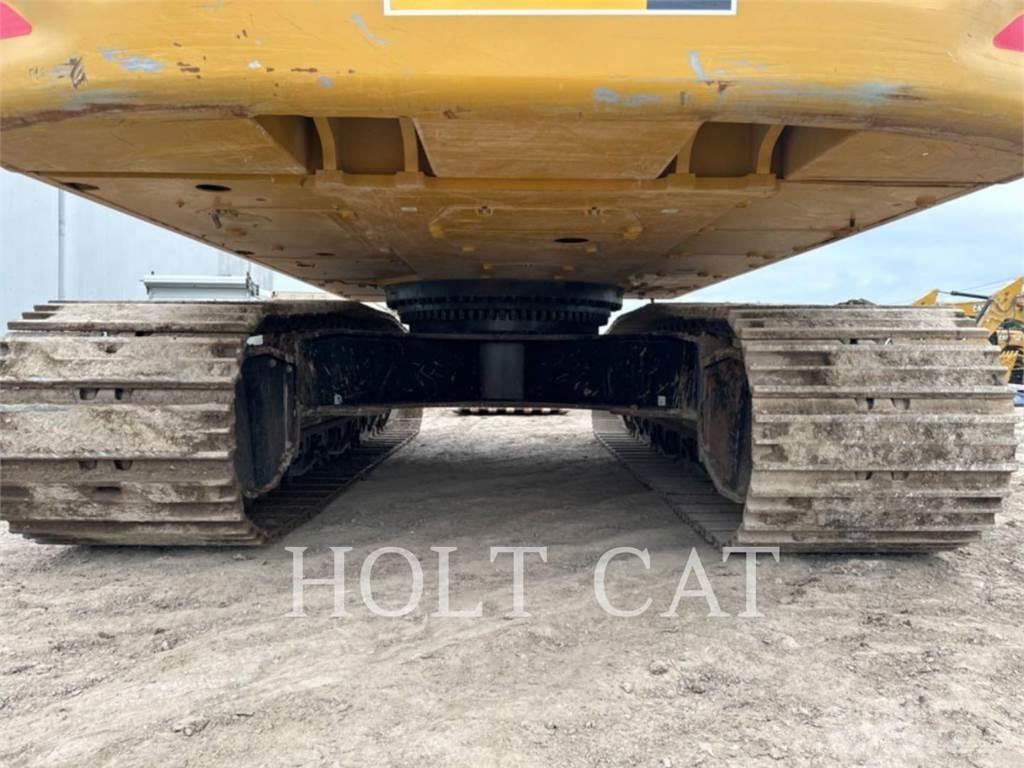 CAT 352 12 TC Pásová rýpadla