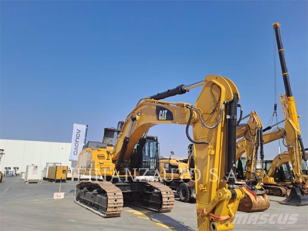 CAT 352FL Pásová rýpadla