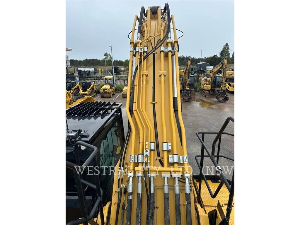 CAT 374-07 Pásová rýpadla