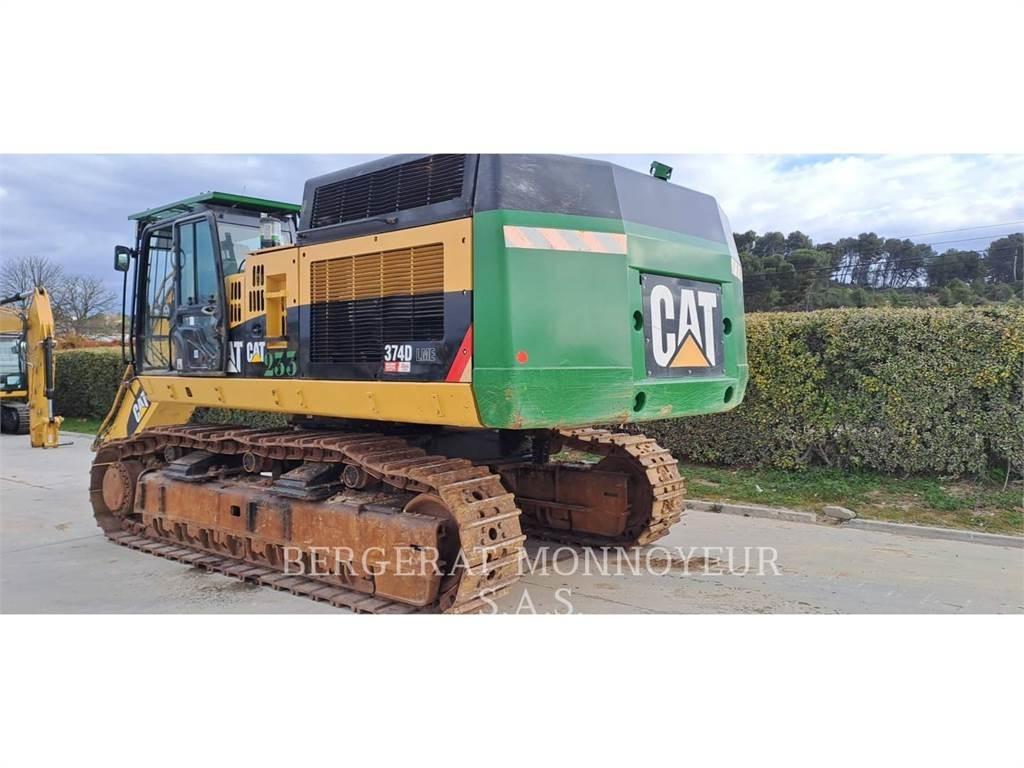 CAT 374D Pásová rýpadla