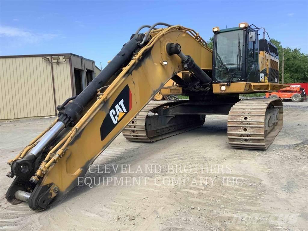 CAT 374DL Pásová rýpadla