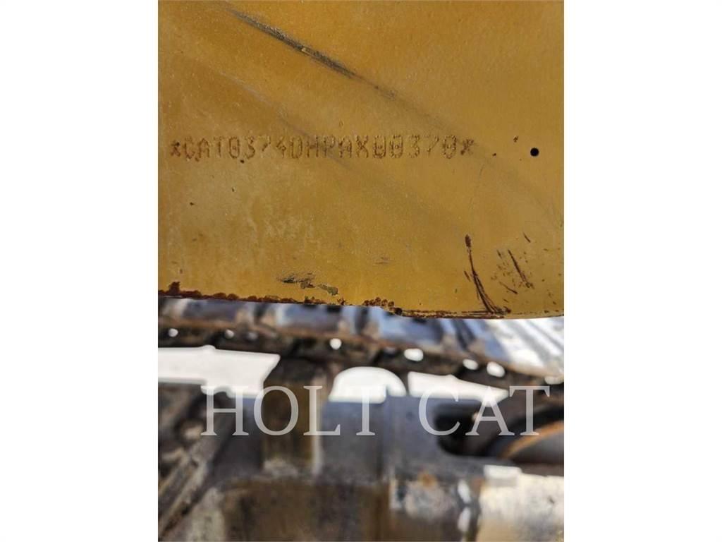 CAT 374DL Pásová rýpadla