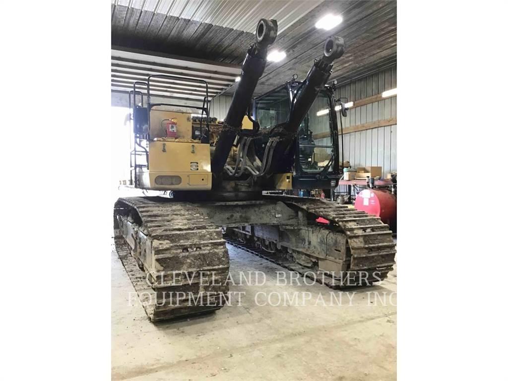 CAT 390FL Pásová rýpadla