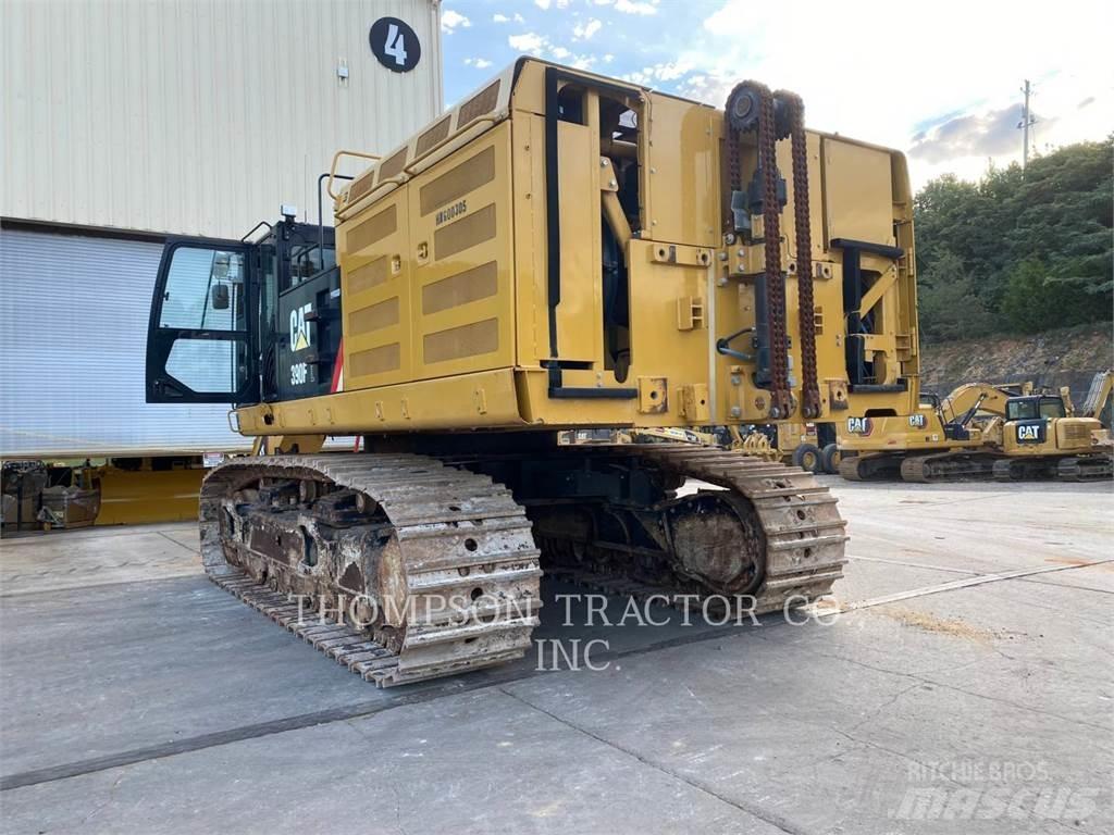 CAT 390FL Pásová rýpadla