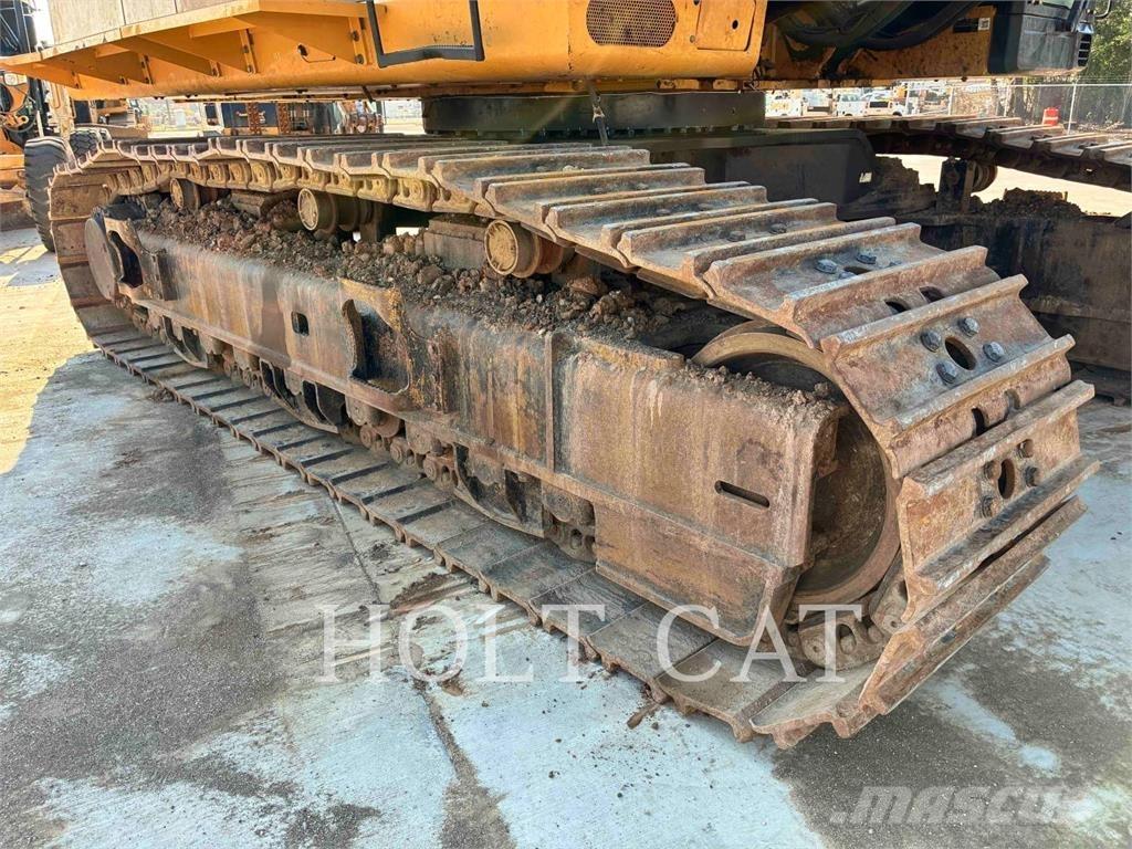 CAT 390FL Pásová rýpadla