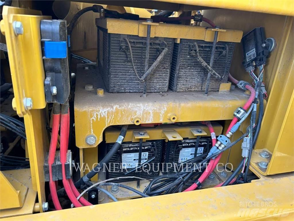 CAT 395 Pásová rýpadla