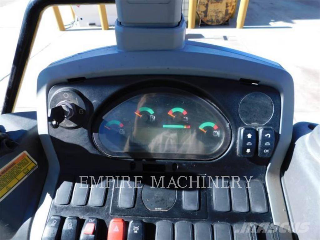 CAT 415F2 IL Kolové nakladače