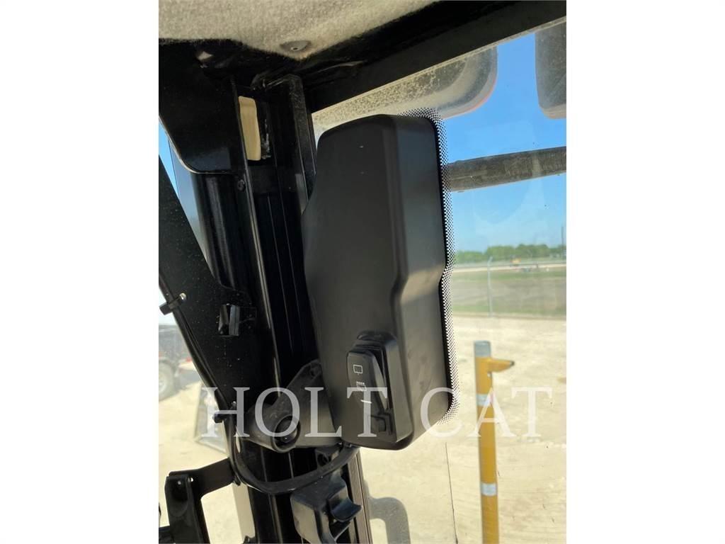 CAT 415F2IL Kolové nakladače
