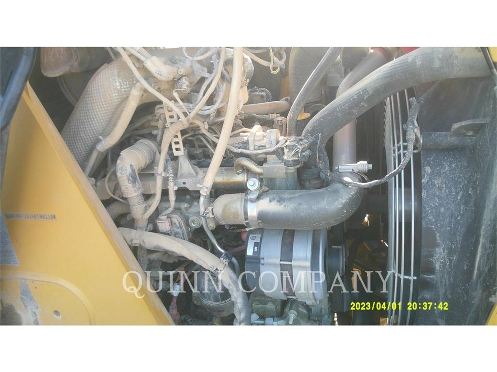 CAT 420 Rýpadlo-nakladače