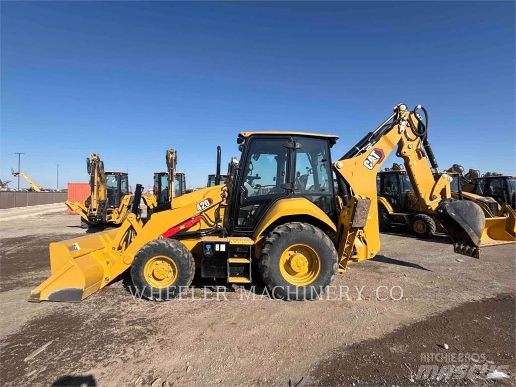 CAT 420 CF Rýpadlo-nakladače