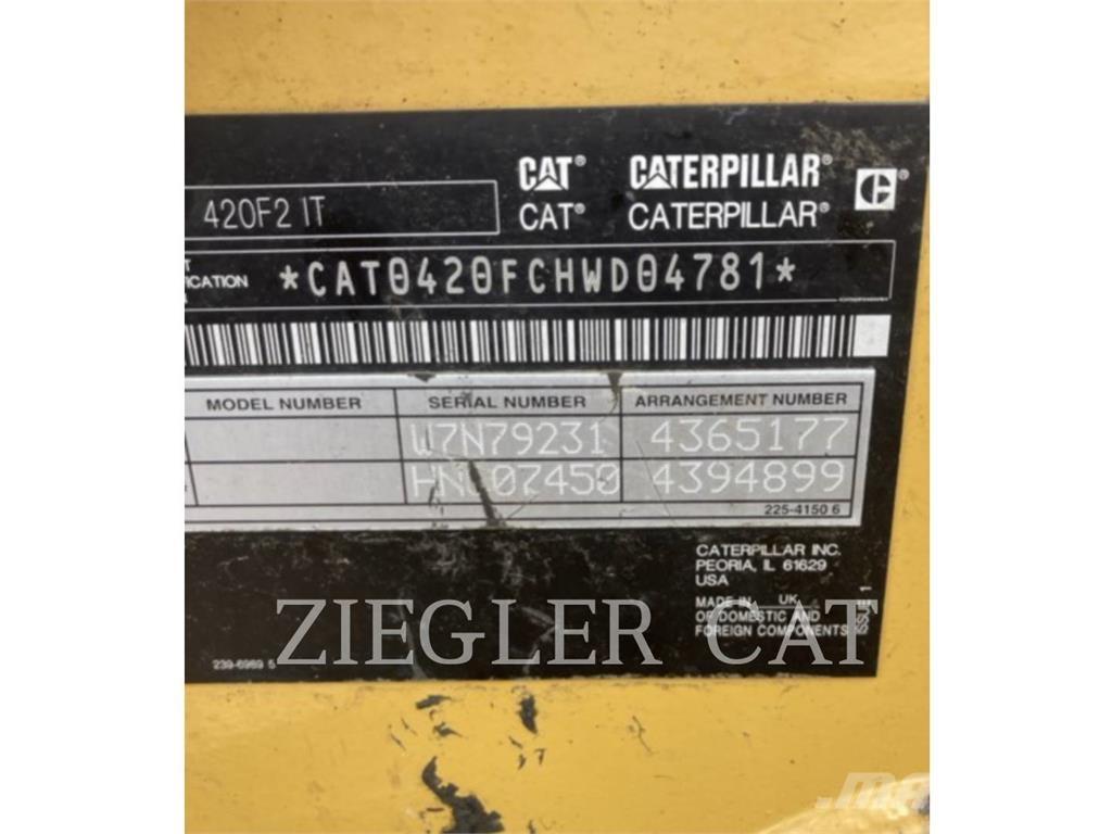 CAT 420F2 Rýpadlo-nakladače