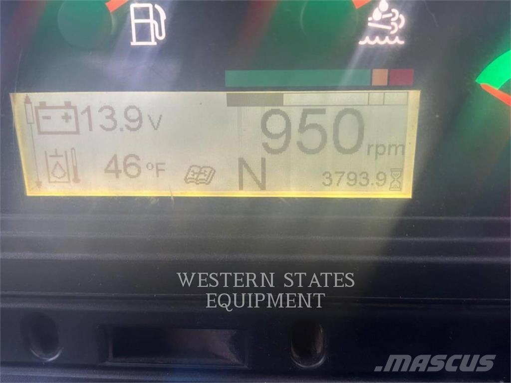 CAT 420F2 Rýpadlo-nakladače