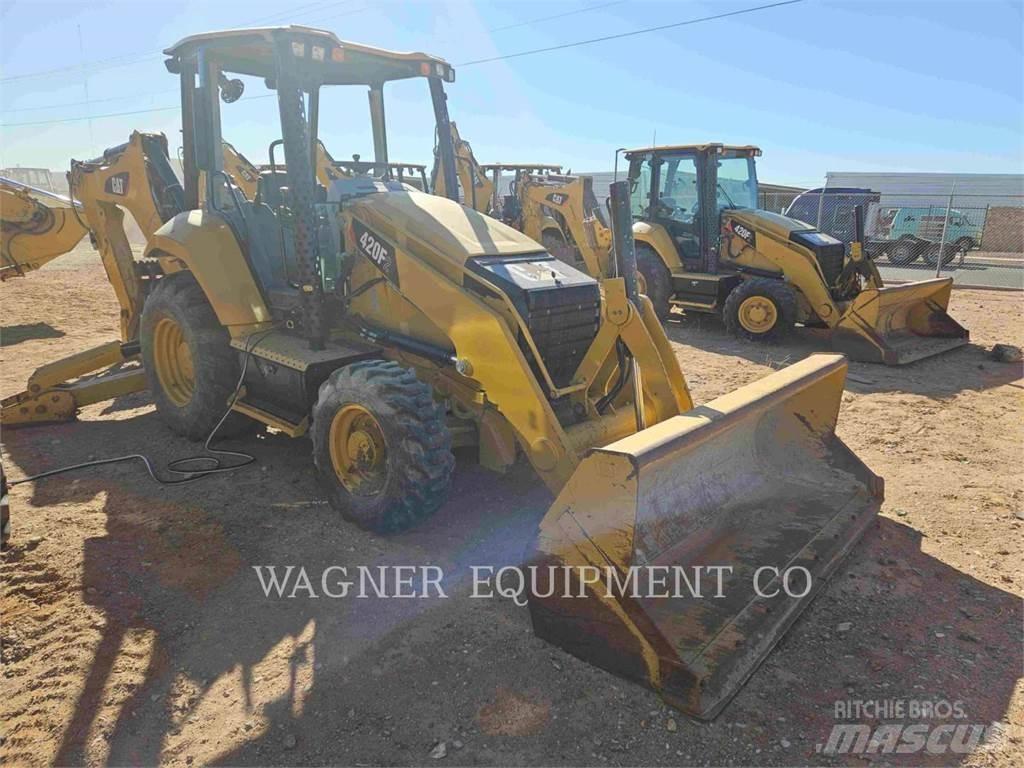 CAT 420F2 4WDE Rýpadlo-nakladače