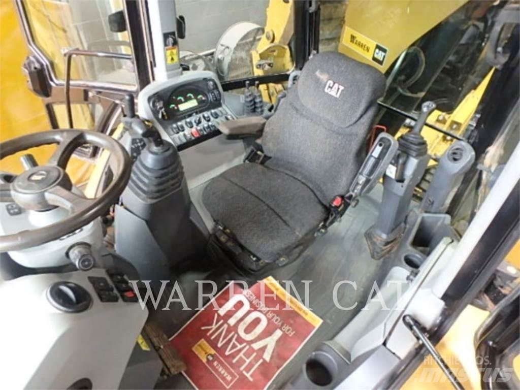 CAT 420F2 AE4T Rýpadlo-nakladače