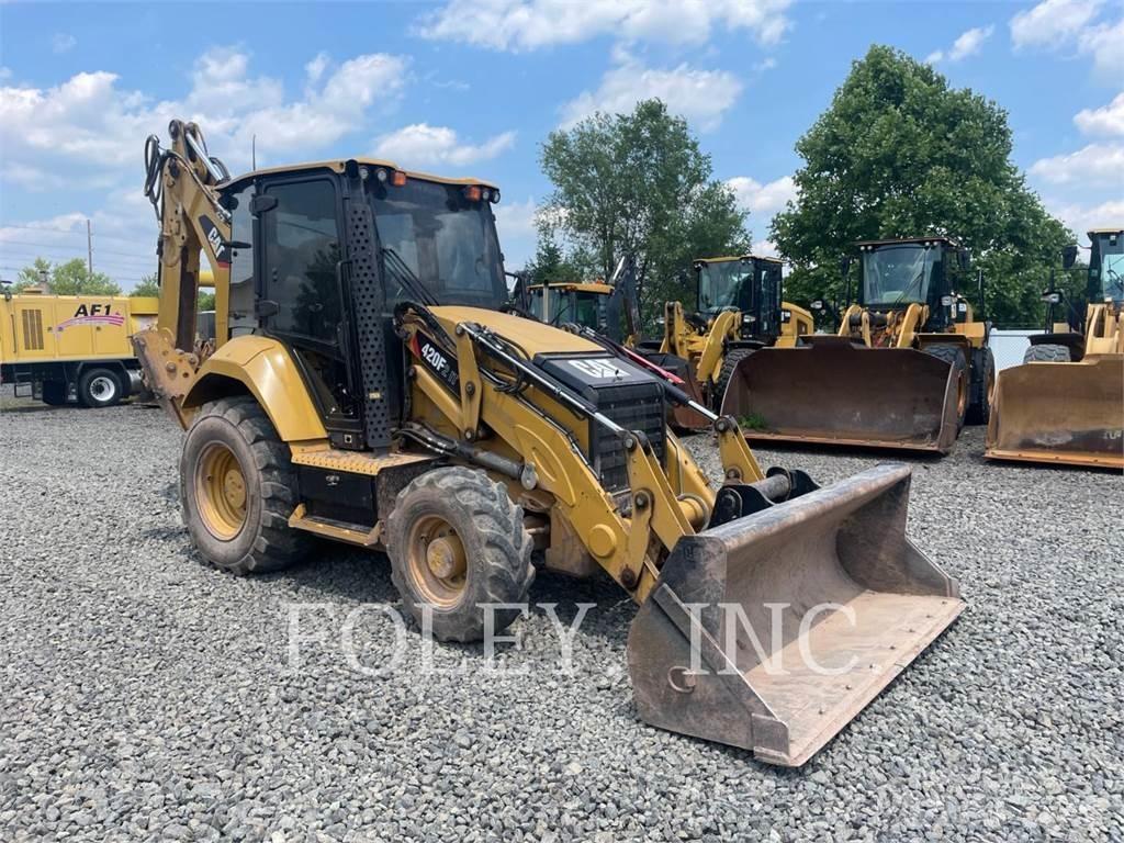 CAT 420F2IT Rýpadlo-nakladače