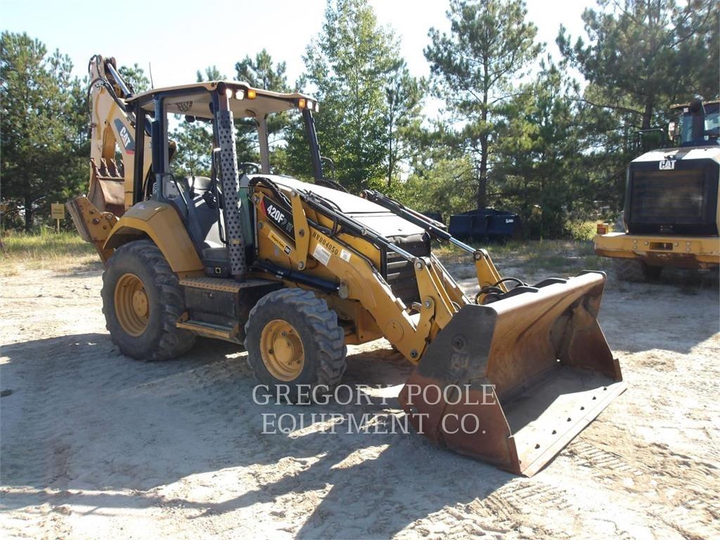 CAT 420F2IT Rýpadlo-nakladače