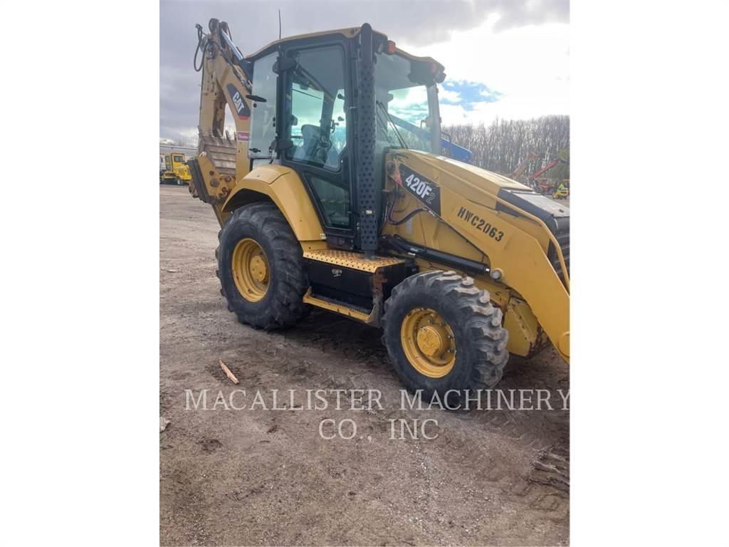 CAT 420F2ST Rýpadlo-nakladače