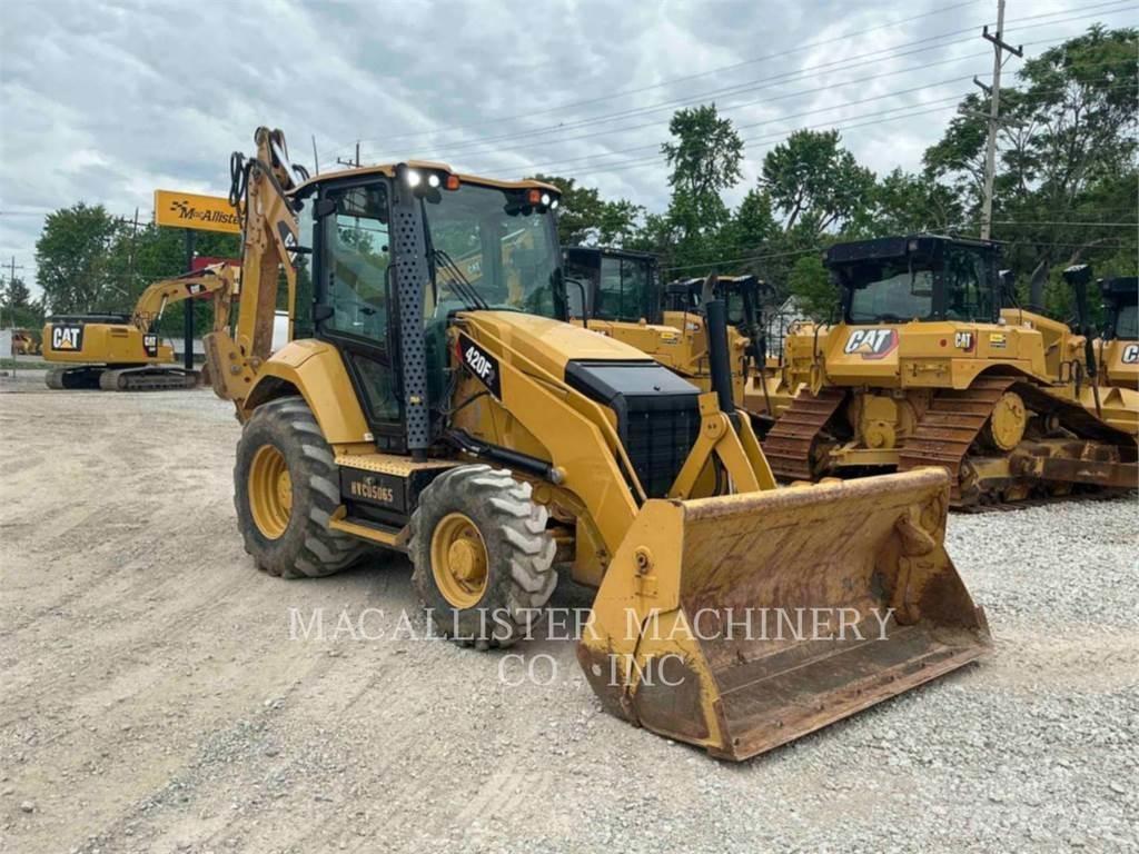 CAT 420F2ST Rýpadlo-nakladače