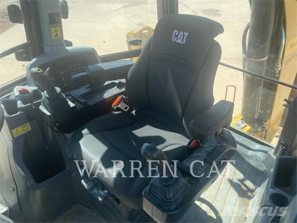 CAT 420XE AE4T Rýpadlo-nakladače