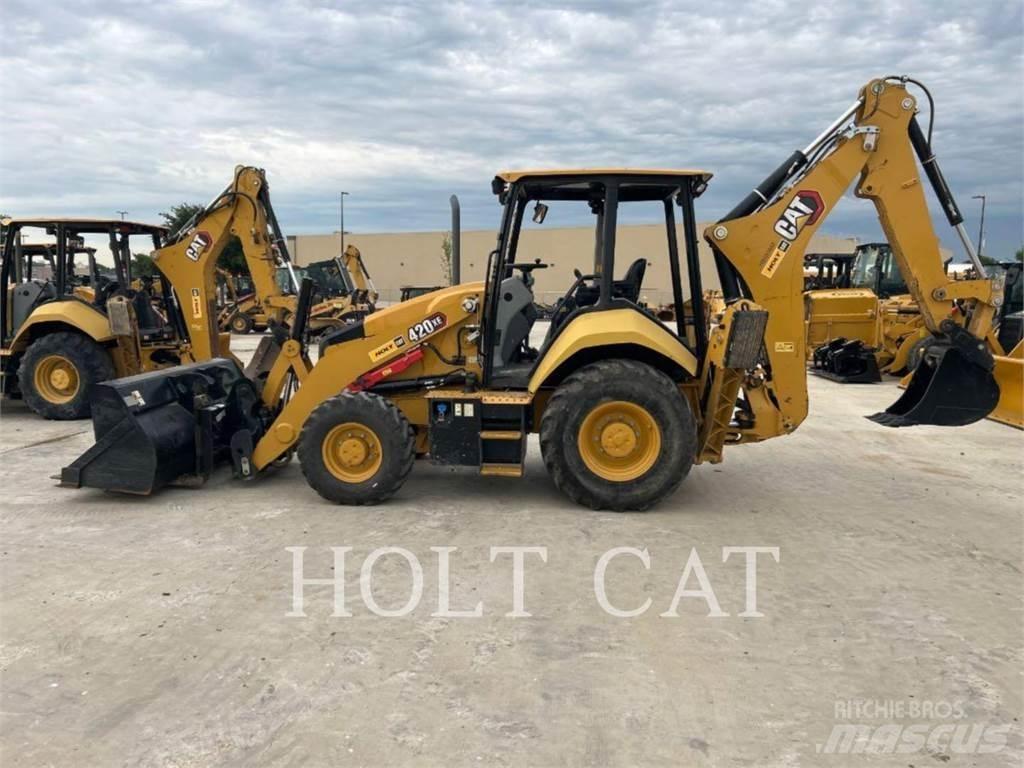 CAT 420XE IT4S Skrejpry