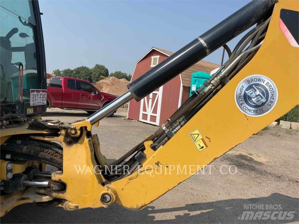 CAT 430F 4WDE Rýpadlo-nakladače