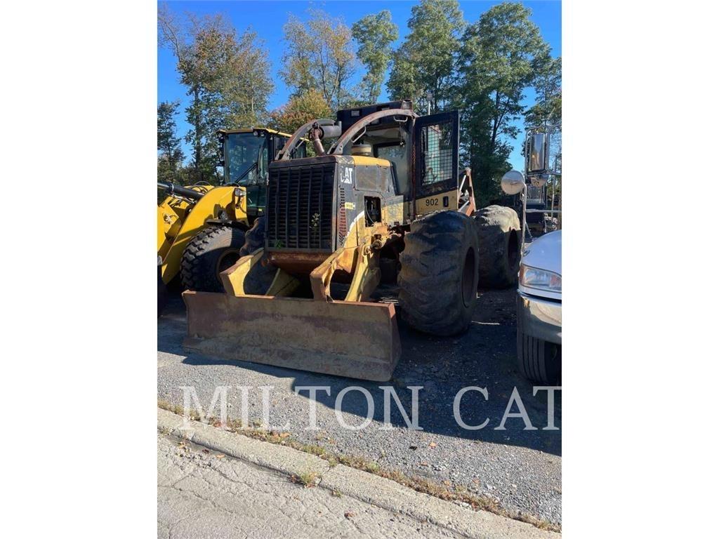 CAT 525B Skiddery