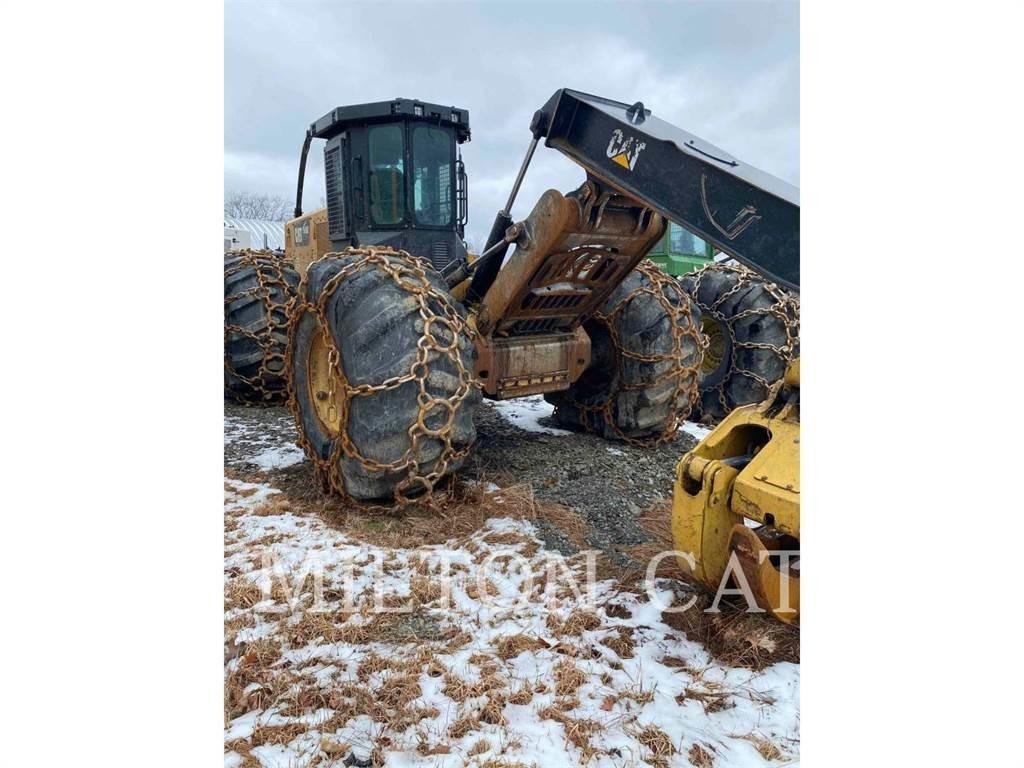 CAT 545D Skiddery