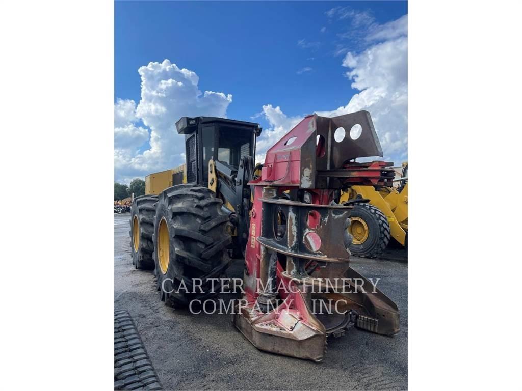 CAT 563C Kácecí harvestory