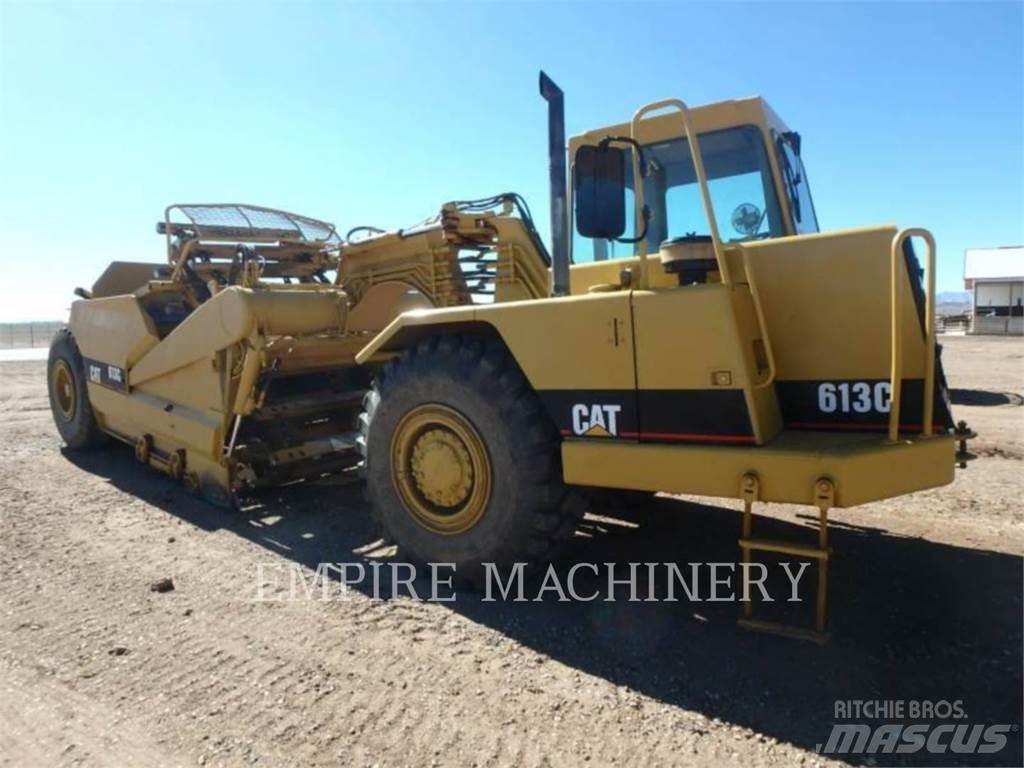 CAT 613C Skrejpry