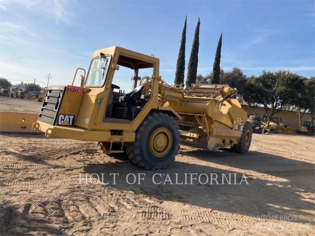 CAT 613C II Skrejpry